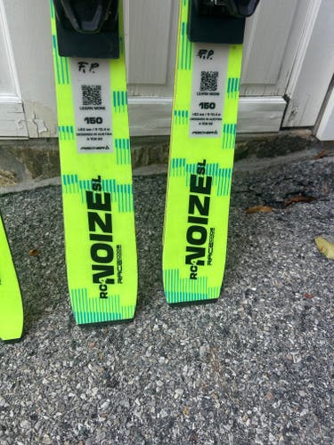 Unisex 2025 Fischer 150 cm RC4 Jr Skis With Bindings
