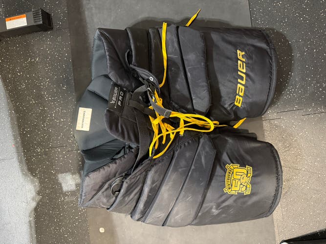 Senior XL 2025 Bauer Pro Hockey Goalie Pants Pro Stock (Used)