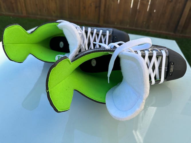 Bauer XLS Hockey Skates Regular Width 12 (Used)