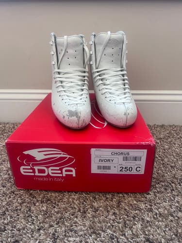 EDEA Chorus Figure Skates 250C (Used) NO BLADE