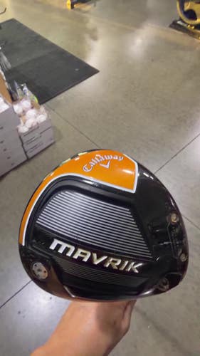 Used Callaway MAVRIK Mens Driver RH 10.5 Degree 11605-S000228110