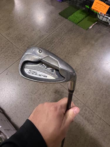 Used Cobra SZ Golf Wedge Mens RH Pitching Wedge 11605-S000229105