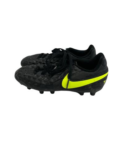 Used Nike TIEMPO Soccer Cleats Black Youth 13.0 11692-S000156066