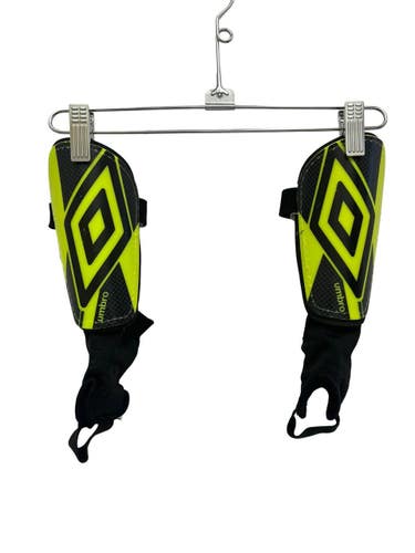 Used Umbro Soccer Shin Guards Adult Yellow SM 11692-S000159235