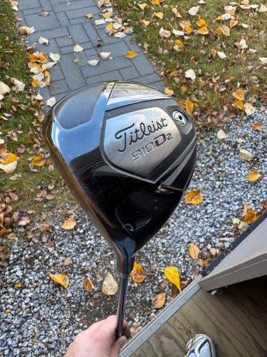Men's 2010 Titleist 910 D2 Left Hand Driver Stiff Flex 9.5 Loft (Used)