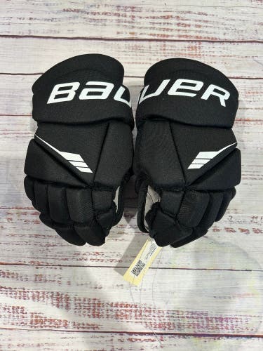 Black Junior Bauer Lil Sport Gloves 11" (Used)