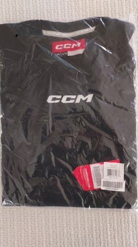 CCM 5000 Hockey Practice Jersey Black Jr L/XL