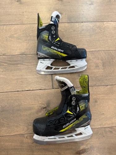 2023 Bauer Vapor X4 Hockey Skates Regular Width 12.5 (Used)