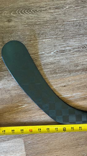 Bauer Supreme Boron 5 Hockey Stick – RH P92 77 Flex – 67”
