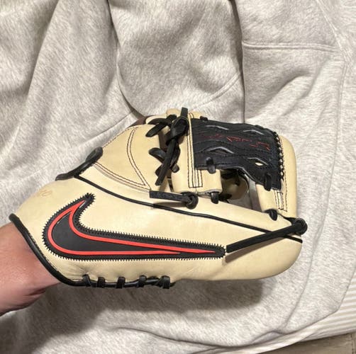Nike Vapor Elite RH Infield Baseball Glove 11.5" (Used)