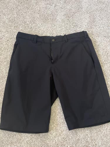 Black Size 36 Men's Lululemon Shorts (Used)
