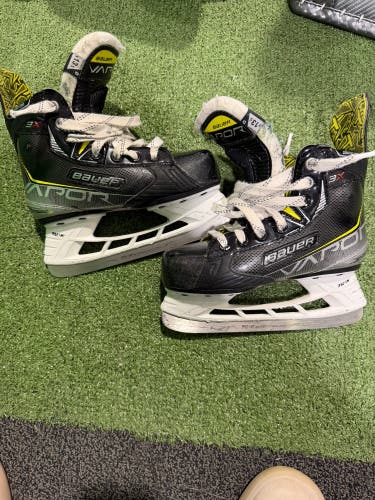 Bauer Vapor 3X Hockey Skates | Size 13.5Y