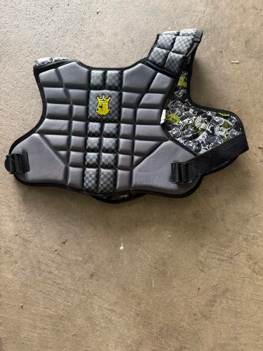 Medium Youth Brine King Shoulder Pads (Used)