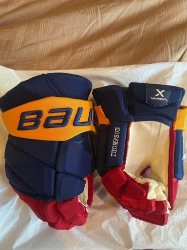 BAUER HYPERLITE PRO STOCK HOCKEY GLOVES NEW 14”