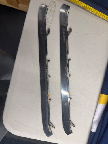 Bauer LS Pulse Ti Goalie (Used)
