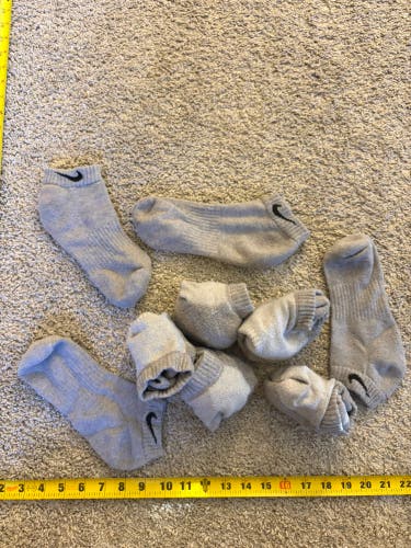 Gray Men's Nike Socks (Used)