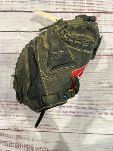 Black Rawlings Renegade RH Catcher's Baseball Glove 31.5" (Used)