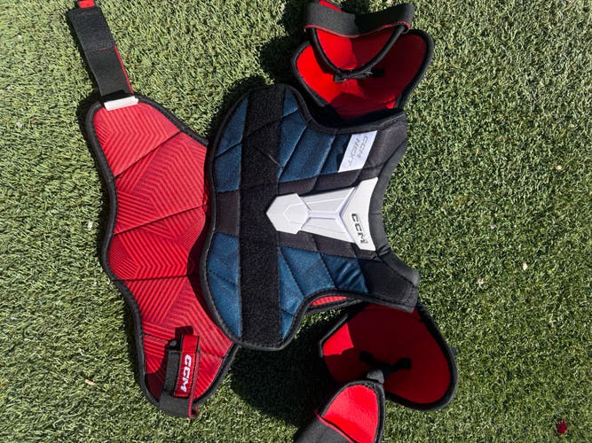 Medium Junior CCM Next Shoulder Pads (Used)