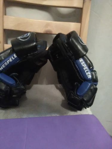 Hespeler Gloves Pro Stock (Used)