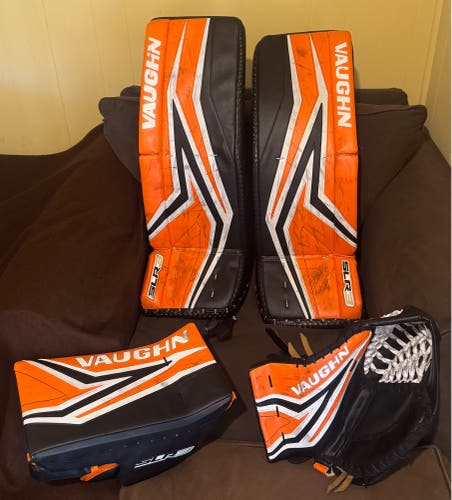 28" Vaughn SLR3 Junior Goalie Full Set (Used)