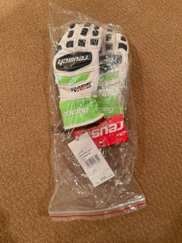 Small / Medium Adult Unisex Reusch Gloves (New)
