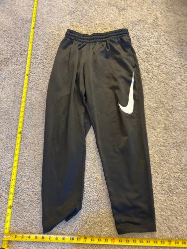 Black Medium Men's Nike Dri-fit Pants sweatpants (Used)
