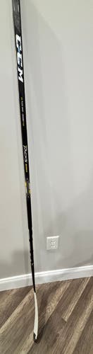 Senior CCM Super Tacks Left P28 85 Flex Pro Stock