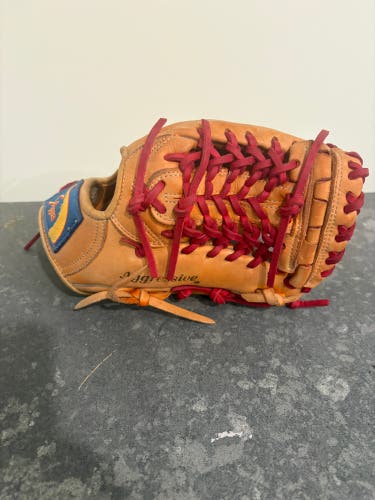 Kubota Slugger MIJ infield glove