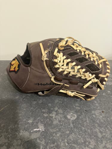 Descente MIJ infielders glove 11.5”