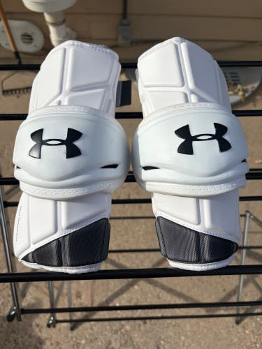 Large Adult Under Armour Command Pro Arm Pads (New)