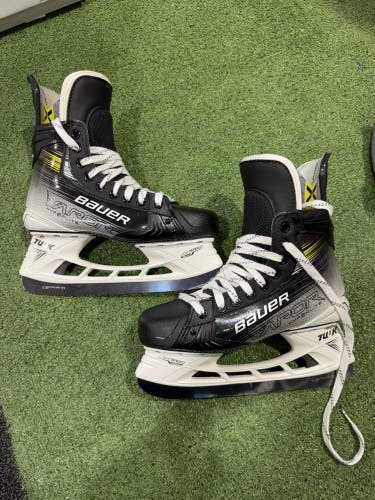 New Bauer Vapor Hyperlite 2 Hockey Skates | Size 7.5 | Jesper Fast Pro Stock