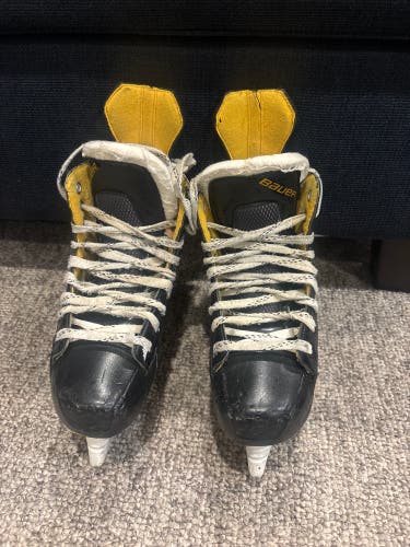 Bauer Supreme S160 Hockey Skates Size 5.5 (Used)