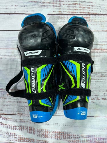 Youth Bauer X Shin Pads 9" (Used)