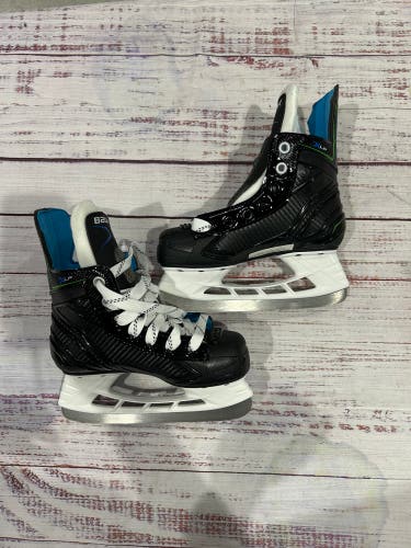 Youth Bauer X-LP Hockey Skates Regular Width 12 (New)