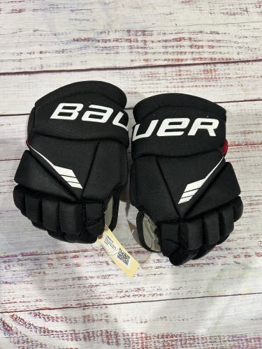 Black Junior Bauer Lil Sport Gloves 11" (Used)