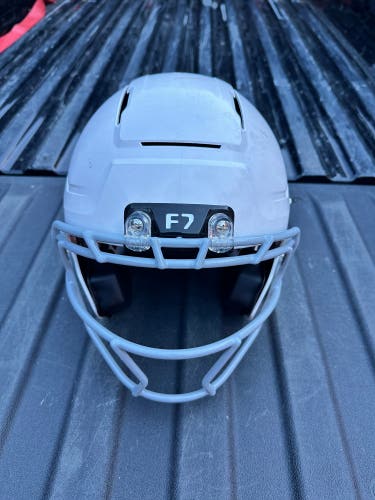 White Youth Medium Schutt F7 Helmet (Used)