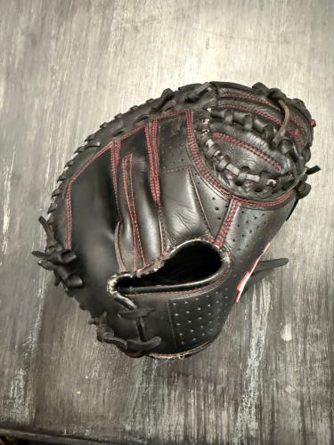 Under Armour Framer Series RH Catcher's Baseball Glove 31.5" (Used)
