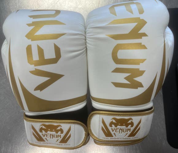 Used Venum Boxing Gloves White Senior 11497-S000162678