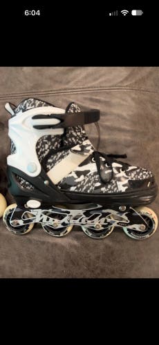 Inline Skates Regular Width Size 3 (Used)