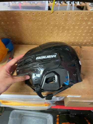 Bauer Prodigy Youth 48-53.5 cm Hockey Helmet