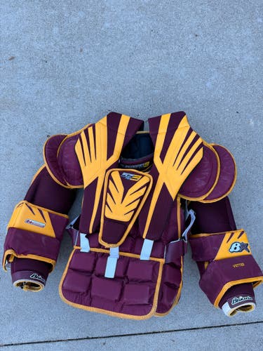Medium 2022 Brian's Sub Zero 3 Goalie Chest Protector Pro Stock (Used)