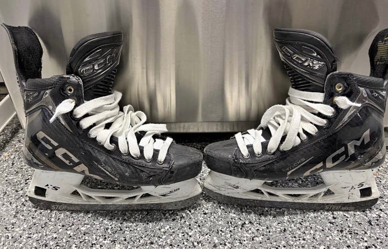 CCM Tacks XF Pro Hockey Skates 9.5 (Used)