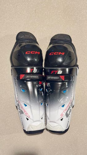 Junior CCM JetSpeed FT8 13" Shin Pads