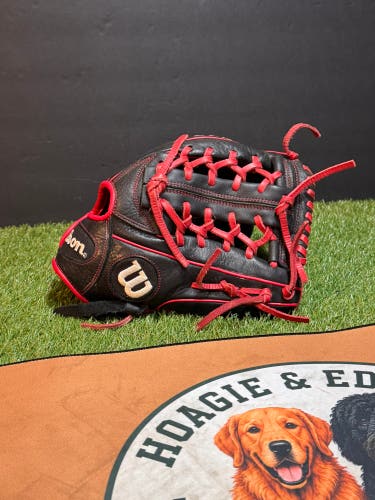 Wilson A700 RH Infield Baseball Glove 12" (Used)