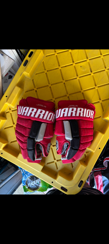 Warrior Gloves 15" Pro Stock (Used) carolina hurricanes