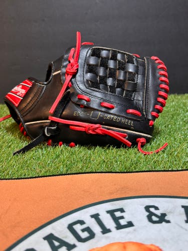 Rawlings RBG90 RH Infield Baseball Glove 11" (Used)