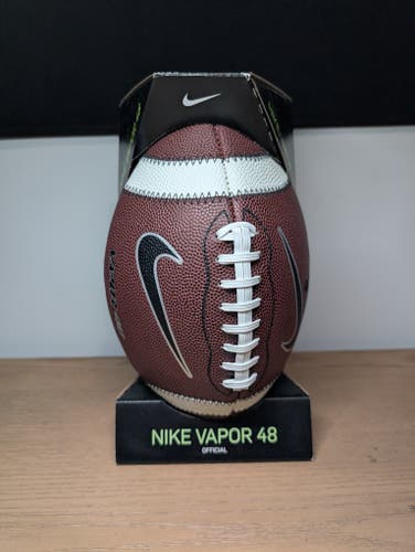 Adult Nike Vapor 48 Football NWT (New)