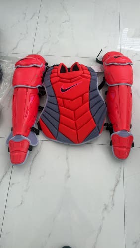 Red Nike Diamond Elite Catcher's Set (New)