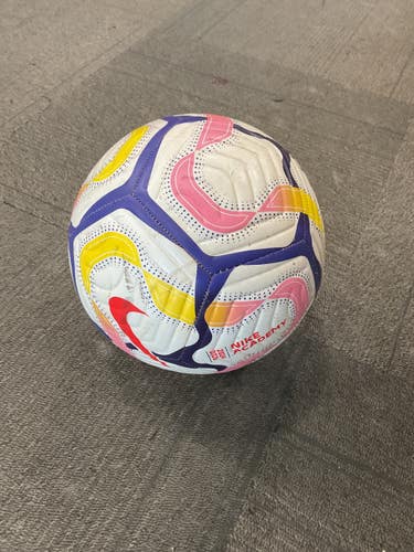 Used Nike NIKE ACADEMY BALL All Size Soccer Ball White 5 11614-S000246431