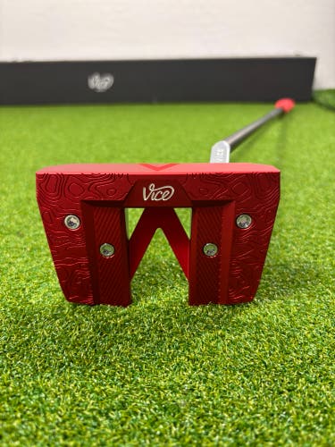 Vice Golf VGP02 Bloodshot Mallet Putter RH Red Silver Wunderkind Headcover
